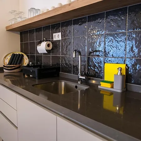 Terrazzo - Isitmali Havuzlu Sole * ספנג'ה