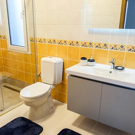 Terrazzo - Isitmali Havuzlu Sole ספנג'ה