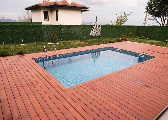 Terrazzo - Isitmali Havuzlu Sole וילה