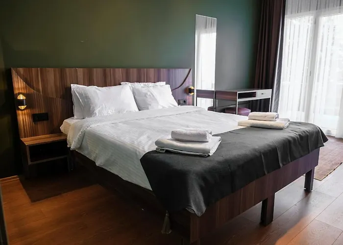 Terrazzo - Isitmali Havuzlu Sole וילה